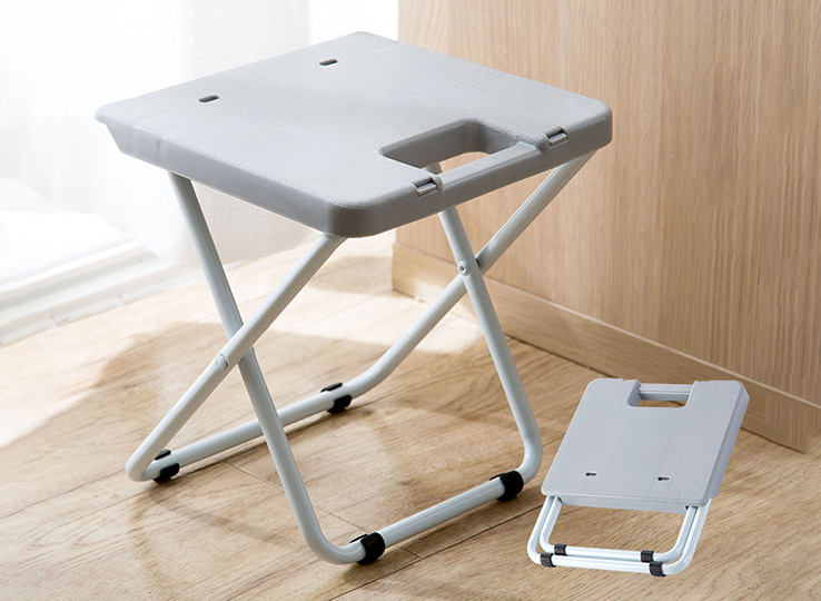 Folding stool